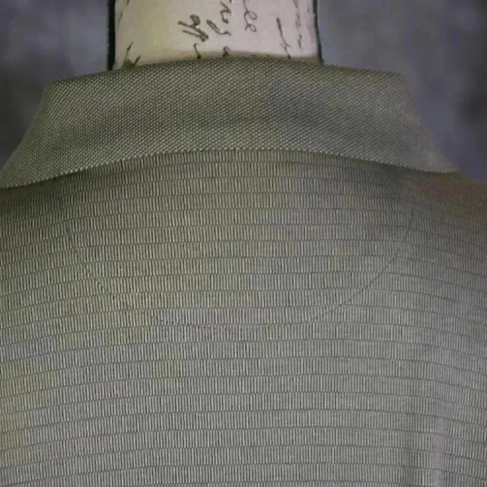 IZOD Golf Shirt size XL - Beige/Brown 3 button collared - Picture 5 of 7
